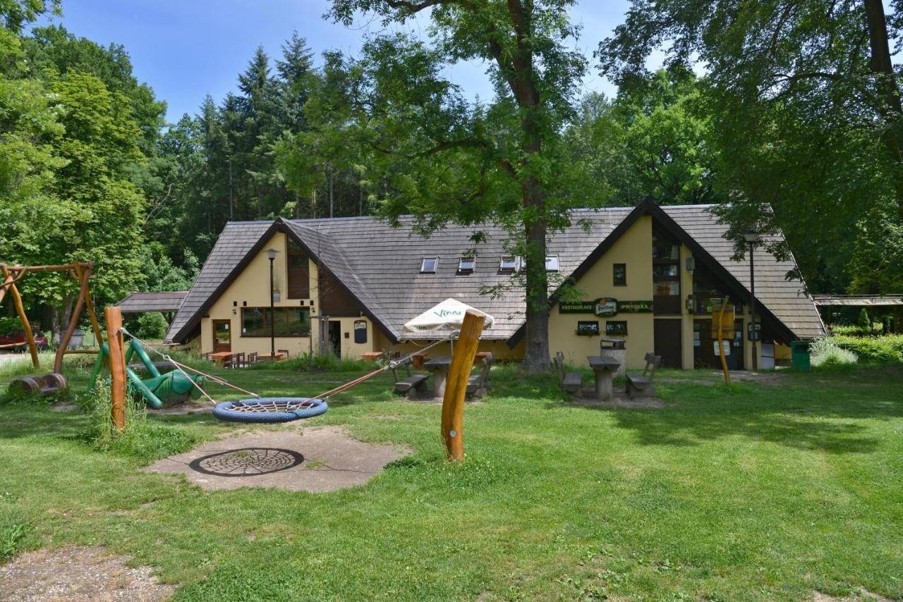 Penzion A Restaurace Pintovka Tábor Εξωτερικό φωτογραφία